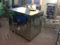 Тумба из нержавеющей стали для компрессора в НИИ им. Духова